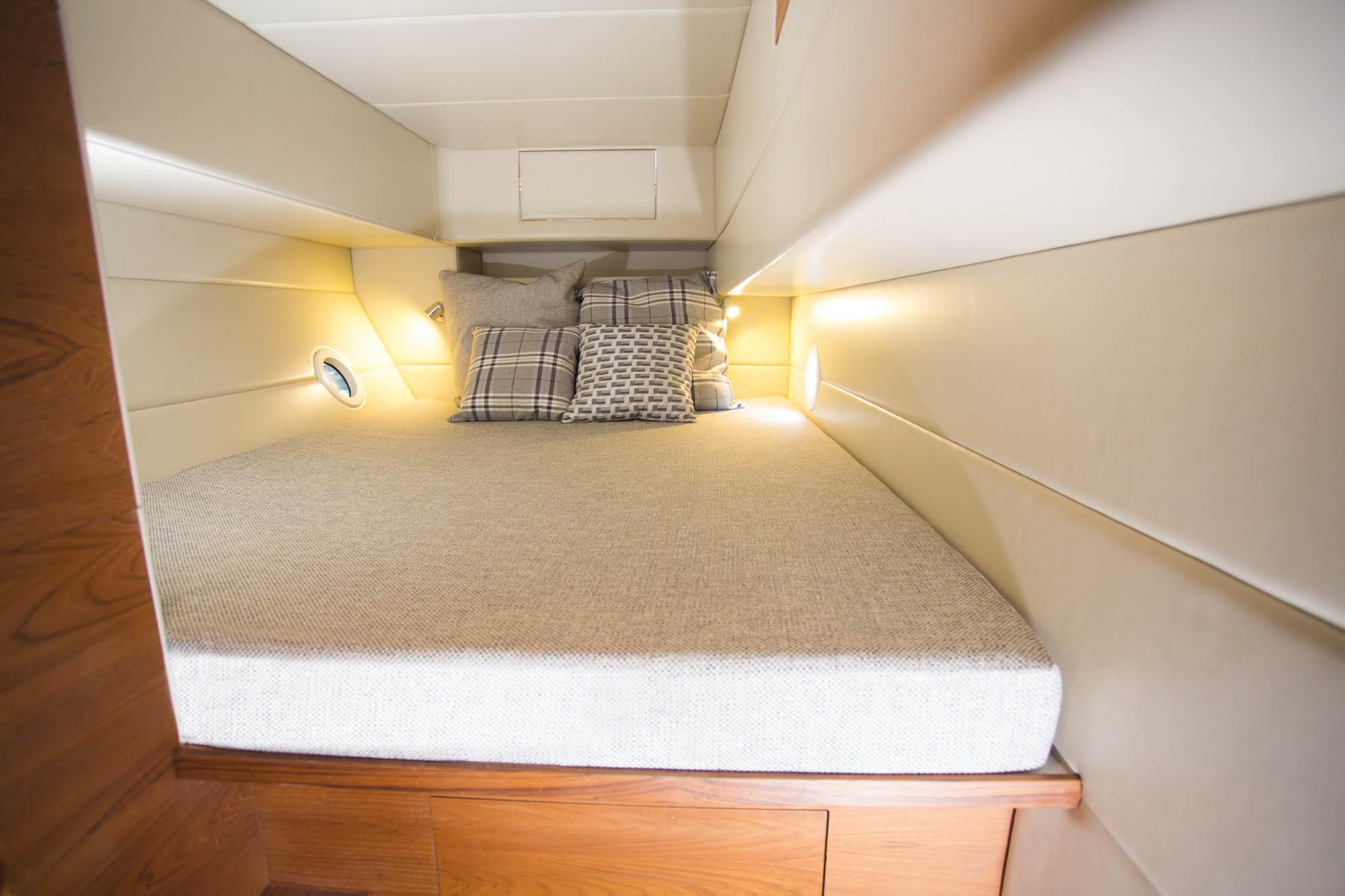Hawkesbury cruising and accommodation Accommodation 5